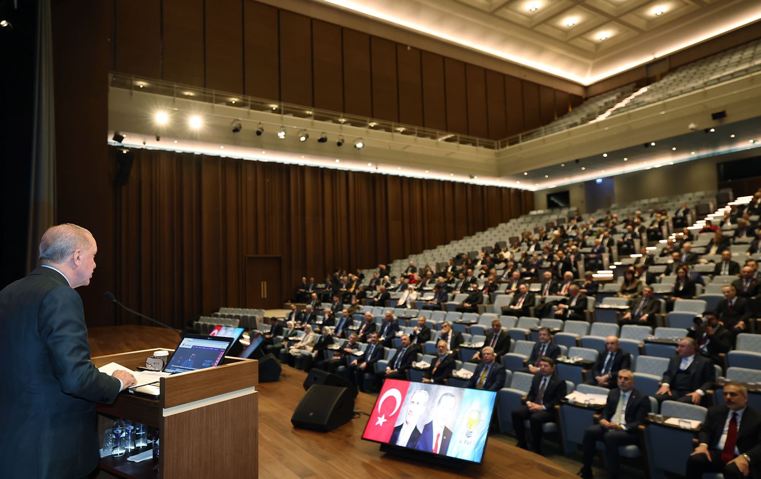 AK Parti'de yeni Merkez Yürütme Kurulu ve yeni görevlendirmeler belli oldu